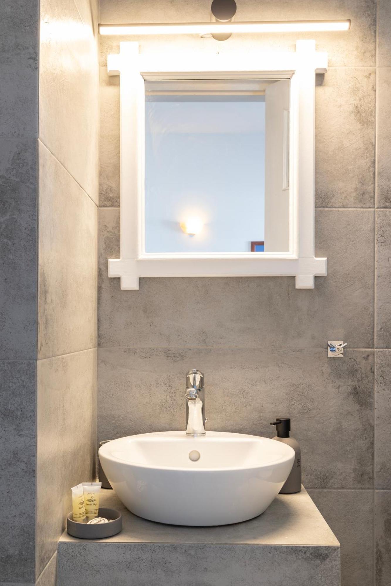Vrachia Studios & Apartments Oía Exteriér fotografie